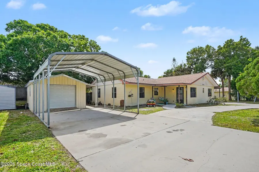 909 Kanawha Street, Melbourne, FL 32901 - #3