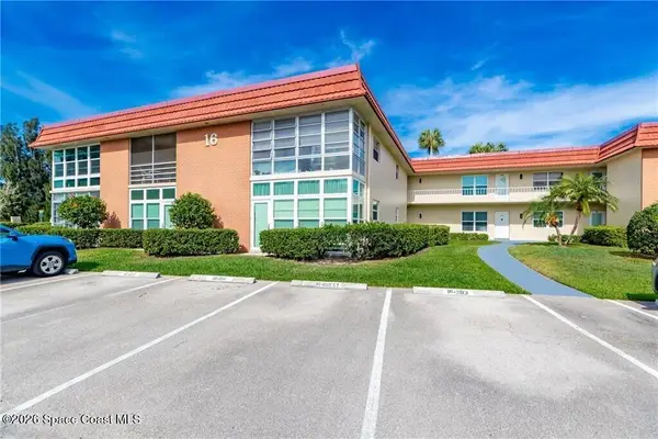 16 Vista Palm Lane #204, Vero Beach, FL 32962