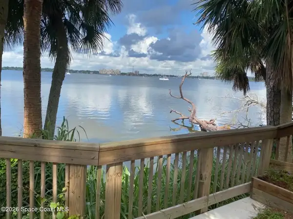 225 S Tropical Trail #719, Merritt Island, FL 32952
