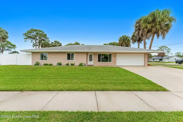 498 Chamberlin Avenue Nw, Palm Bay, FL 32907