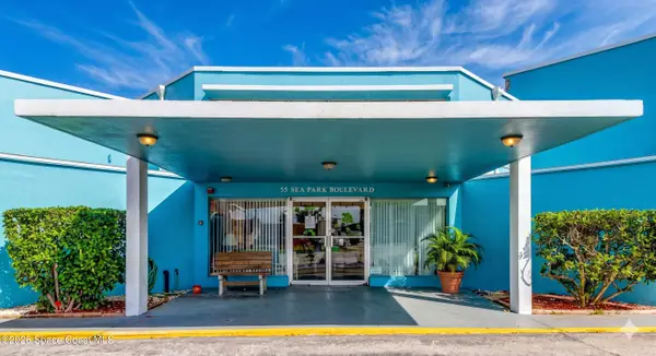 55 Sea Park Boulevard #204, Satellite Beach, FL 32937