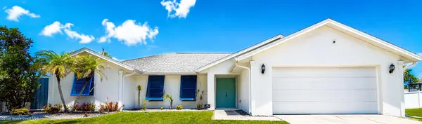 371 Narragansett Street Ne, Palm Bay, FL 32907
