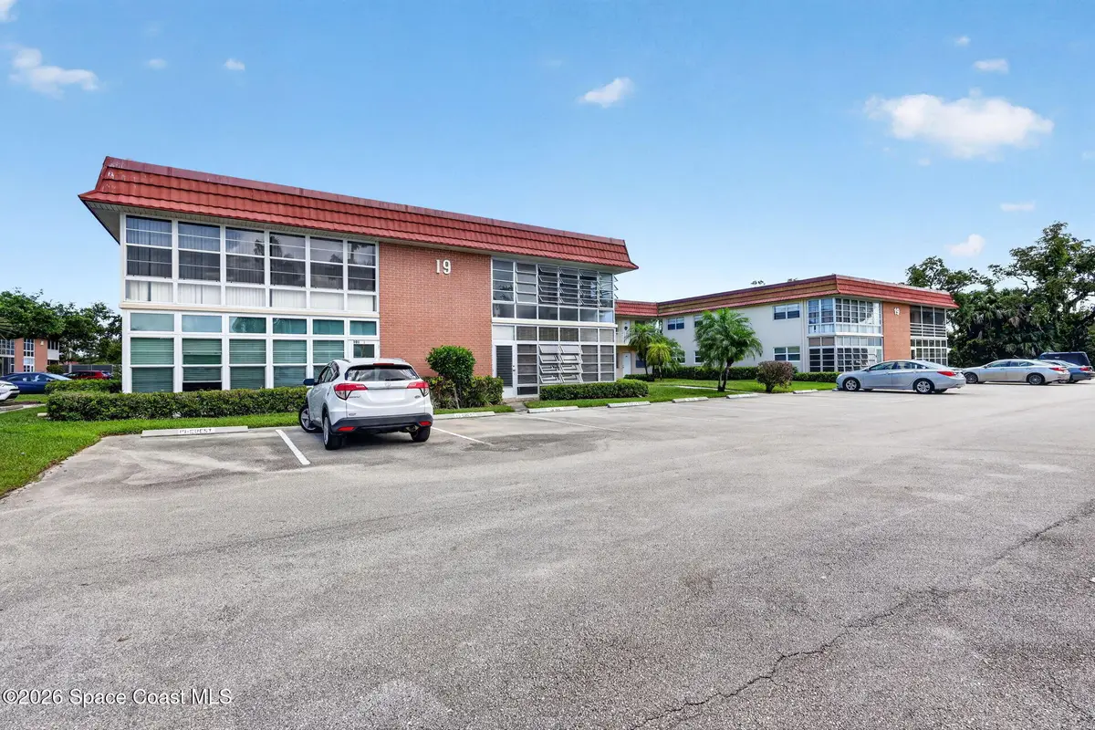 19 Pine Arbor Lane #107, Vero Beach, FL 32962 - #1