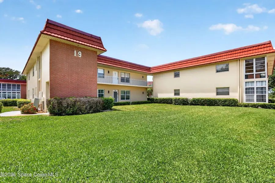 19 Pine Arbor Lane #107, Vero Beach, FL 32962 - #2
