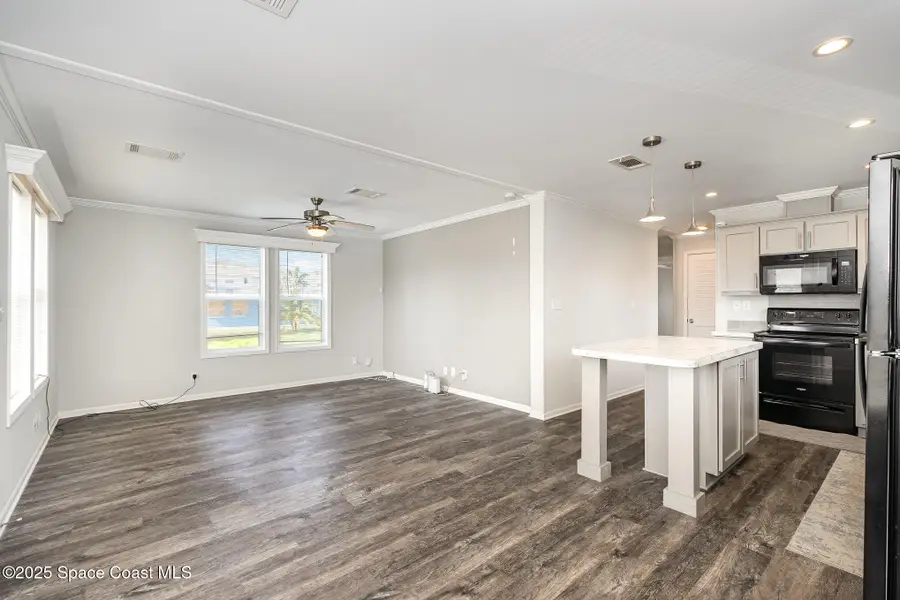 21 Sapphire Street, Melbourne, FL 32904 - #3