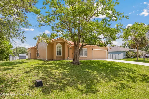 491 Carpenter Avenue Nw, Palm Bay, FL 32907