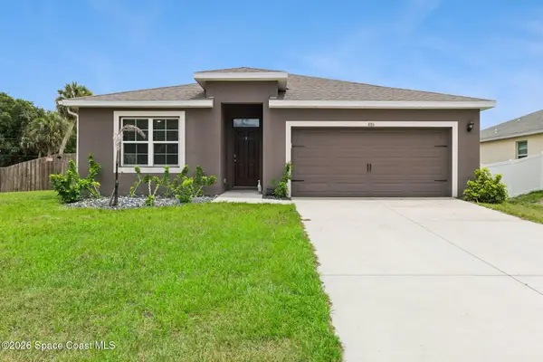 886 Pyracantha Street Nw, Palm Bay, FL 32907