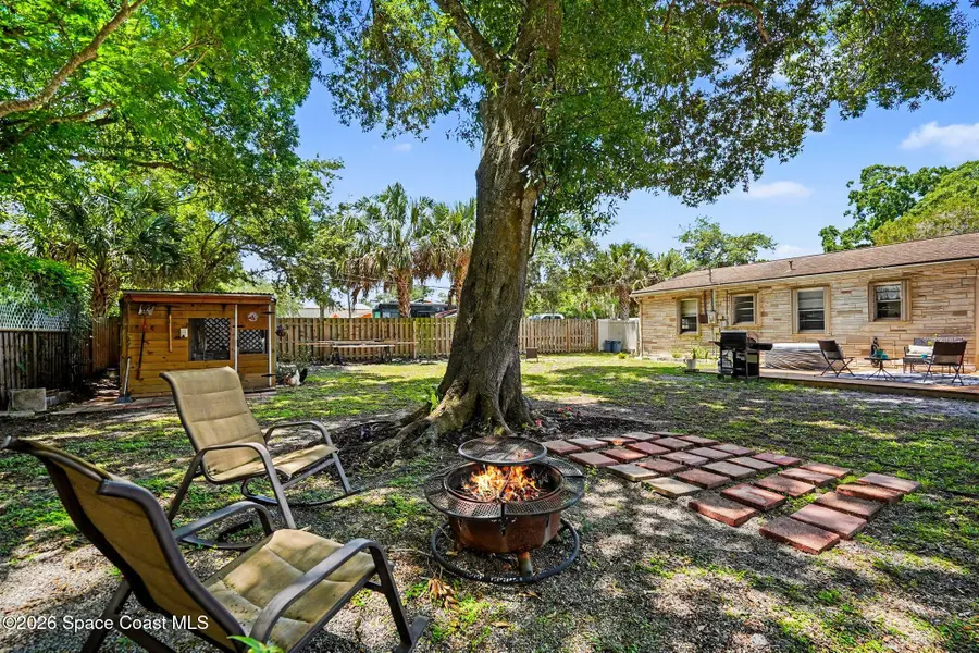 122 East Court, Melbourne, FL 32904 - #2