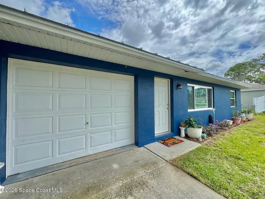 1823 Red Bud Circle Nw, Palm Bay, FL 32907 - #3