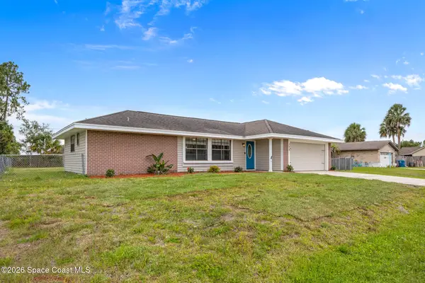 290 Brescia Street Ne, Palm Bay, FL 32907