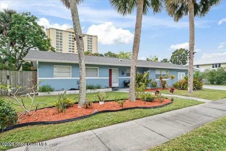 637 E Lincoln Avenue, Melbourne, FL 32901 - #2