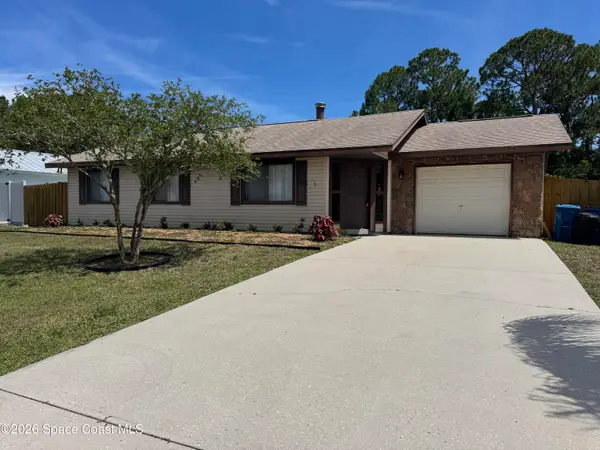 746 Universe Street Nw, Palm Bay, FL 32907