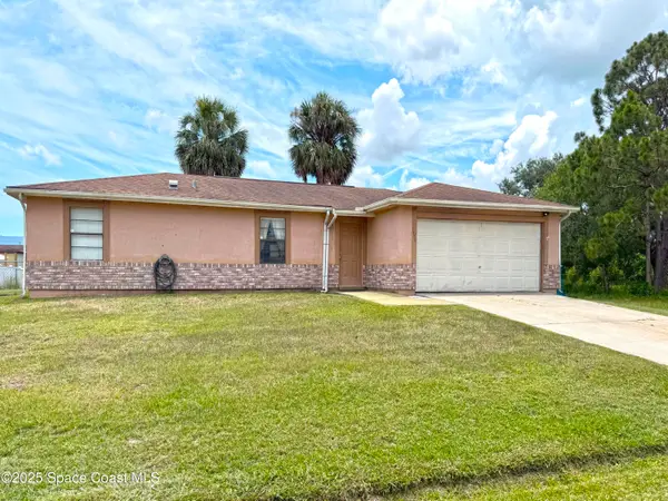 1470 SE Toy Street Se, Palm Bay, FL 32909