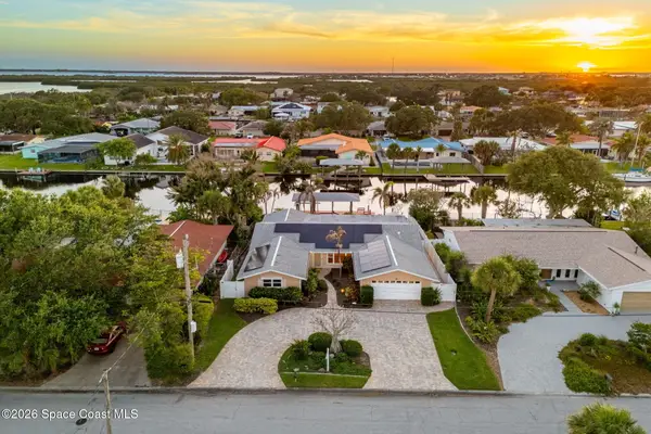 27 Westview Lane, Cocoa Beach, FL 32931