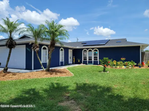1861 Calmar Street Nw, Palm Bay, FL 32907