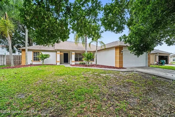 4260 Silver Lake Drive, Melbourne, FL 32901