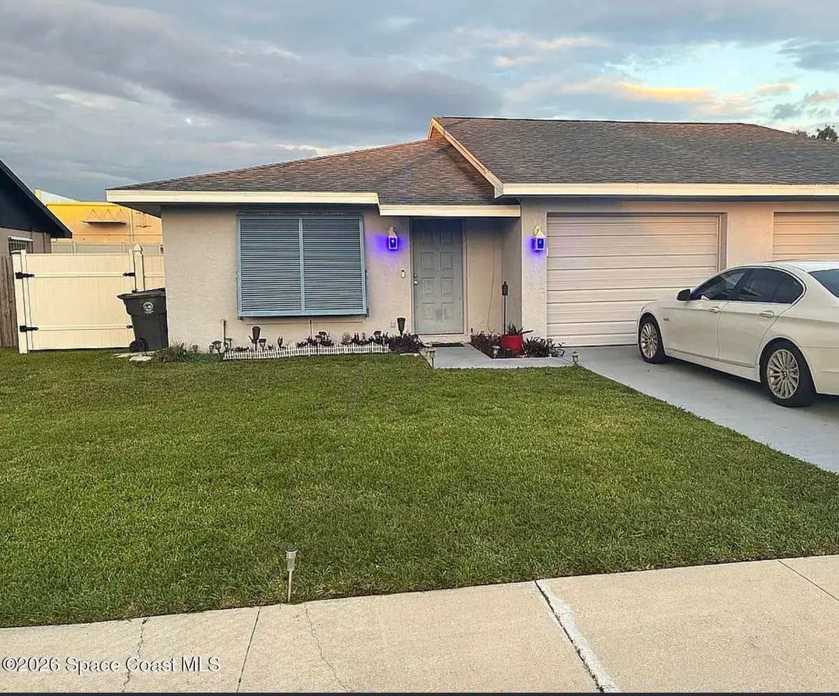 37 E Towne Place, Titusville, FL 32796 - #1