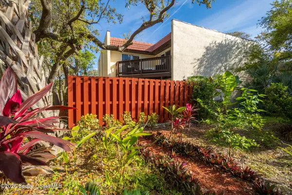 8762 Live Oak Court, Cape Canaveral, FL 32920