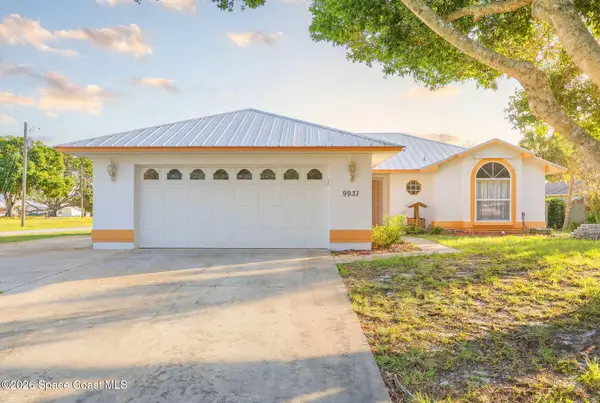 9931 Oak Street, Sebastian, FL 32976