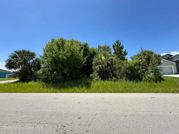 462 Hamy Street Sw, Palm Bay, FL 32908