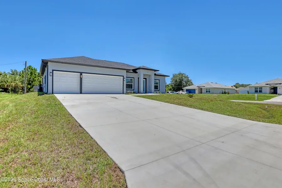 601 Yardley Street Sw, Palm Bay, FL 32908 - #2