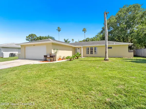 674 Antigua Street Ne, Palm Bay, FL 32907