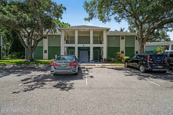 2203 Flower Tree Circle, Melbourne, FL 32935