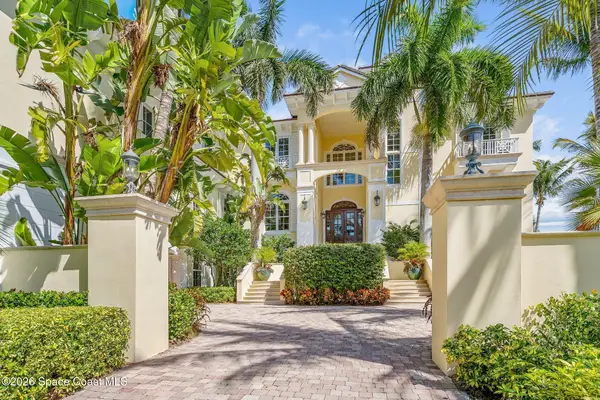 211 Beachside Drive, Orchid, FL 32963