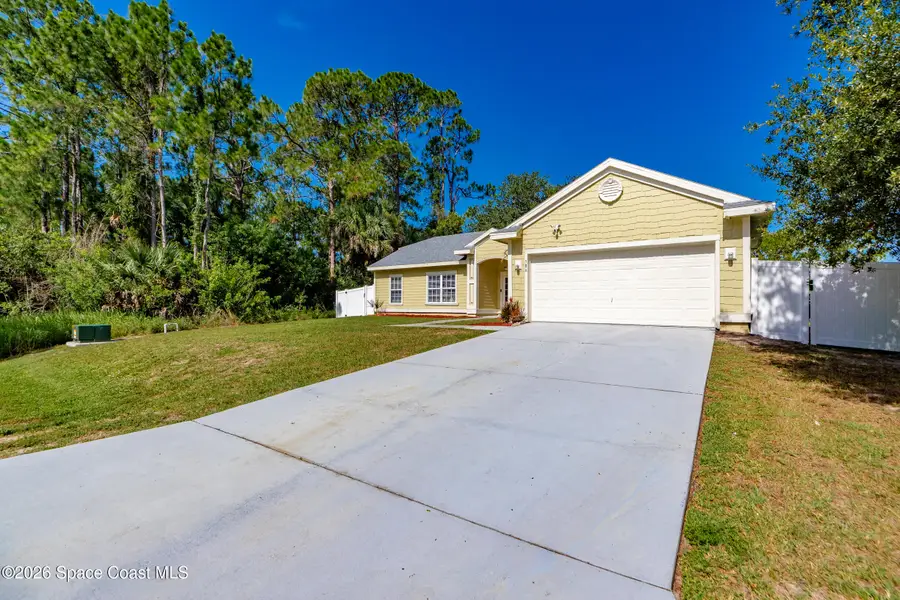 586 Sea Fury Avenue Sw, Palm Bay, FL 32908 - #3