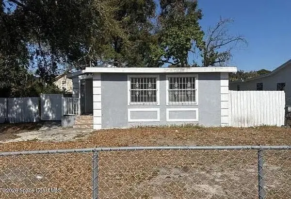 3023 W Green Street, Tampa, FL 33604