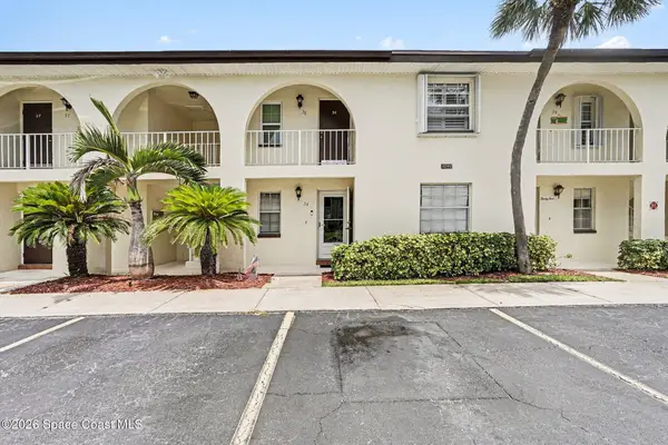1047 Small Court #38, Indian Harbour Beach, FL 32937