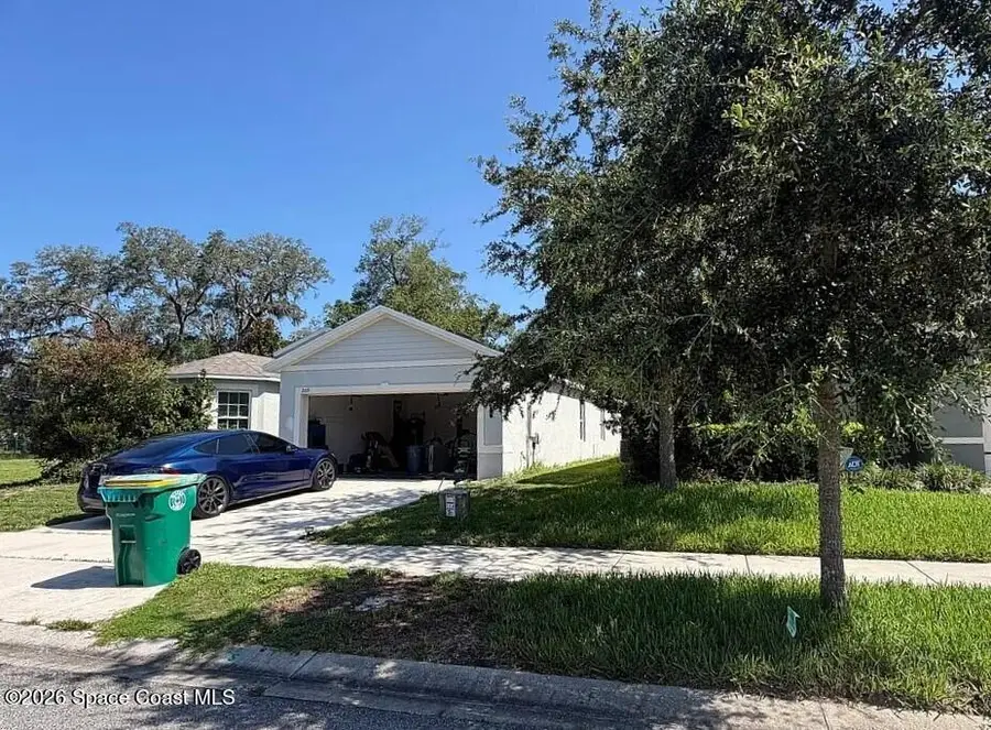 209 Meghan Circle, Deland, FL 32724 - #2