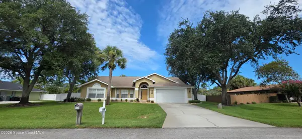 196 Nemo Circle Ne, Melbourne, FL 32907