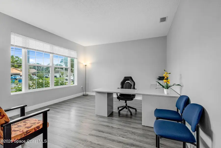 382 Eldron Boulevard Ne, Palm Bay, FL 32907 - #3