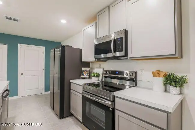 558 Hallcrest Street Sw, Palm Bay, FL 32908 - #3