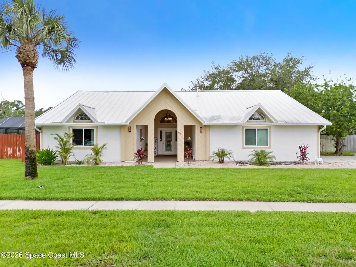 2582 Empire Avenue E, Melbourne, FL 32934 - #1