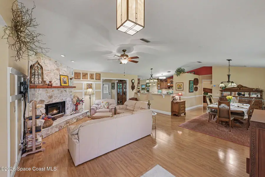 1810 Whispering Oaks Circle, Melbourne, FL 32934 - #2