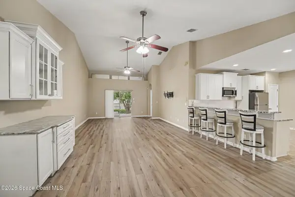 1030 Venetian Drive #203, Melbourne, FL 32904