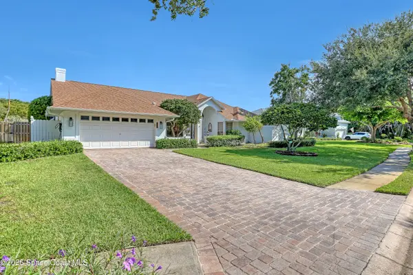 402 Peregrine Drive, Indialantic, FL 32903