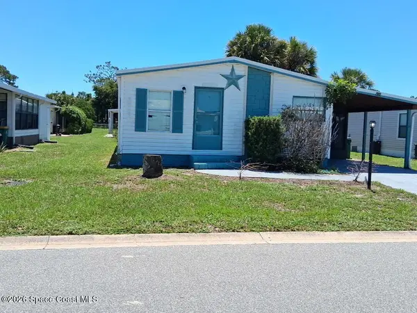 478 E Dolphin Circle E, Barefoot Bay, FL 32976
