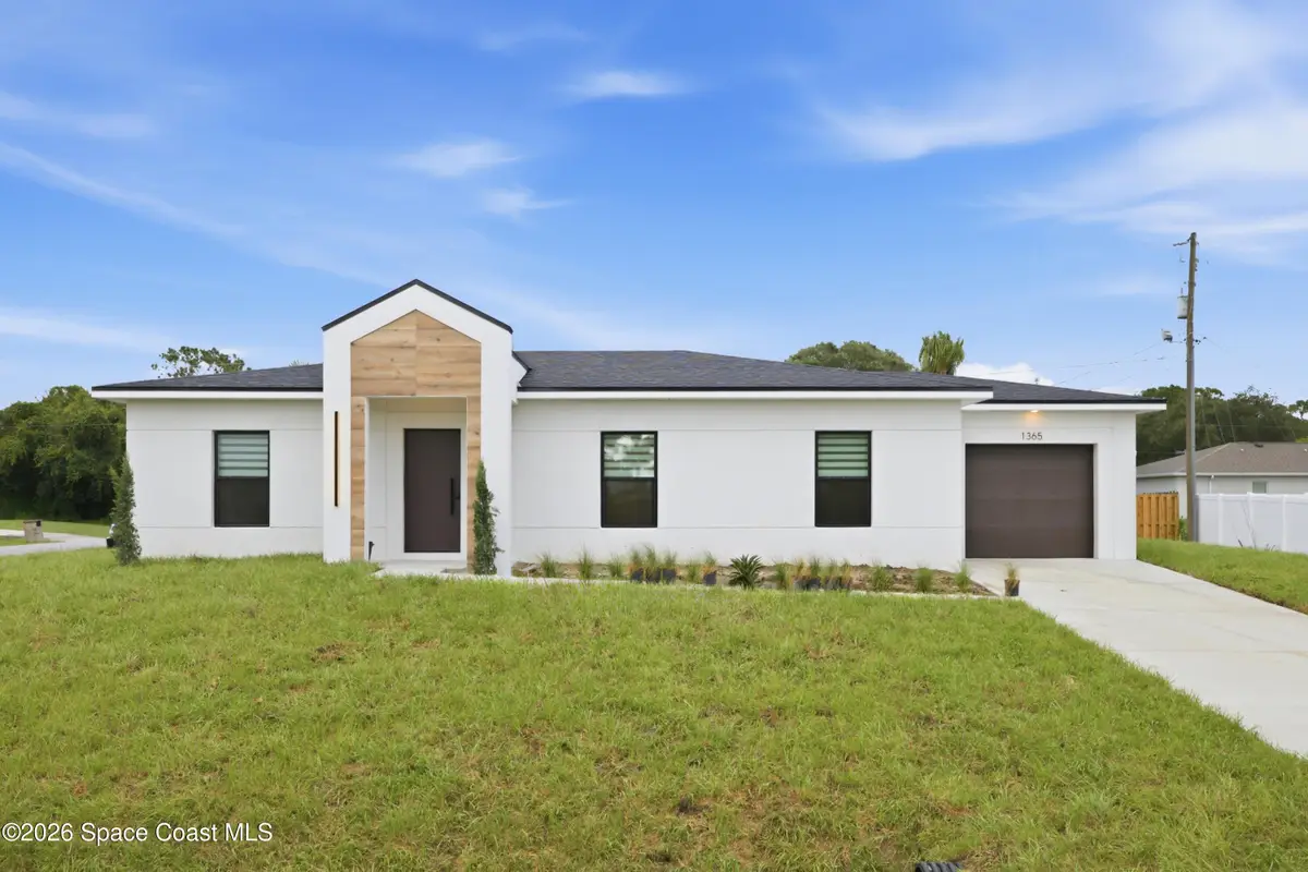 1365 Sandusky Street Se, Palm Bay, FL 32909 - #1