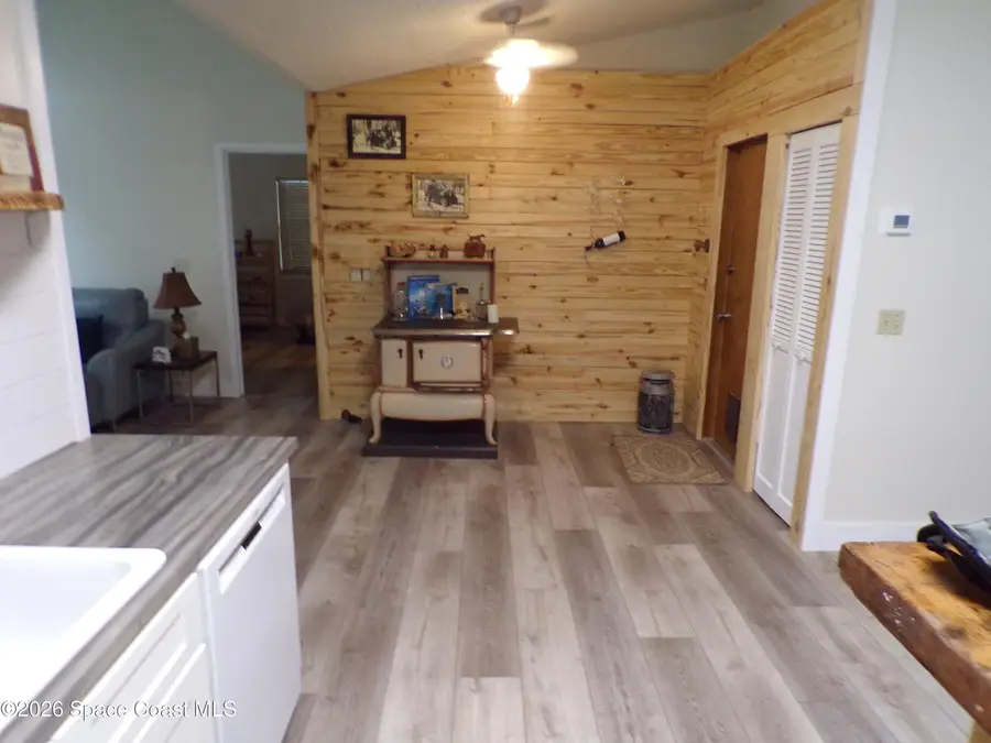3950 Fooshe Avenue, Sebastian, FL 32976 - #2
