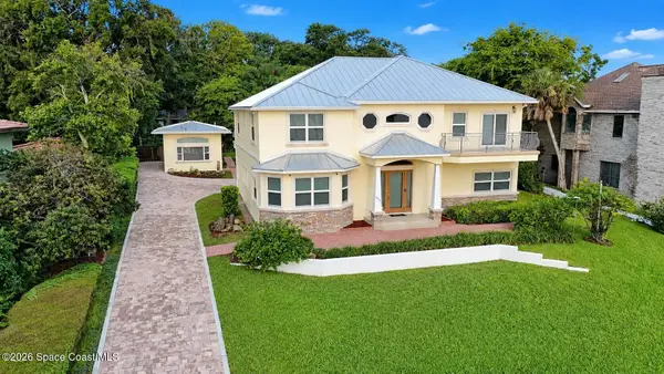 1613 N Indian River Drive, Cocoa, FL 32922