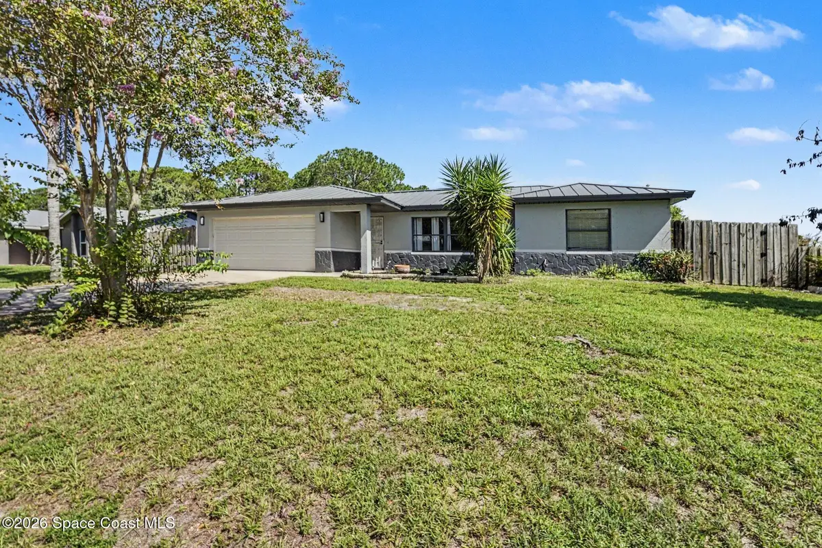 1303 Kayford Street Nw, Melbourne, FL 32907 - #1
