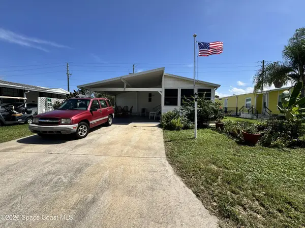 835 Vireo Drive, Barefoot Bay, FL 32976