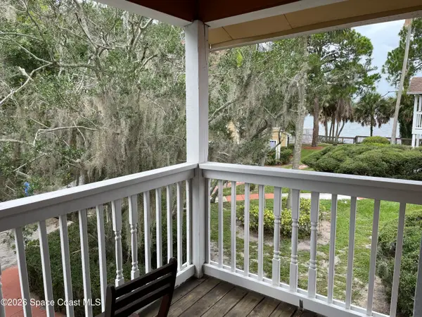 225 S Tropical Trail S #724, Merritt Island, FL 32952
