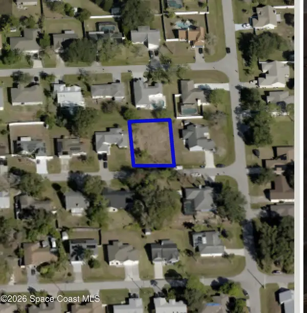 621 Munich Street Nw, Palm Bay, FL 32907