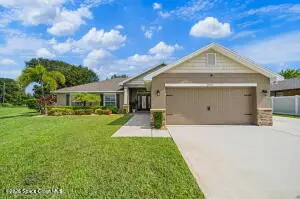 863 Bayharbor Avenue Se, Palm Bay, FL 32909