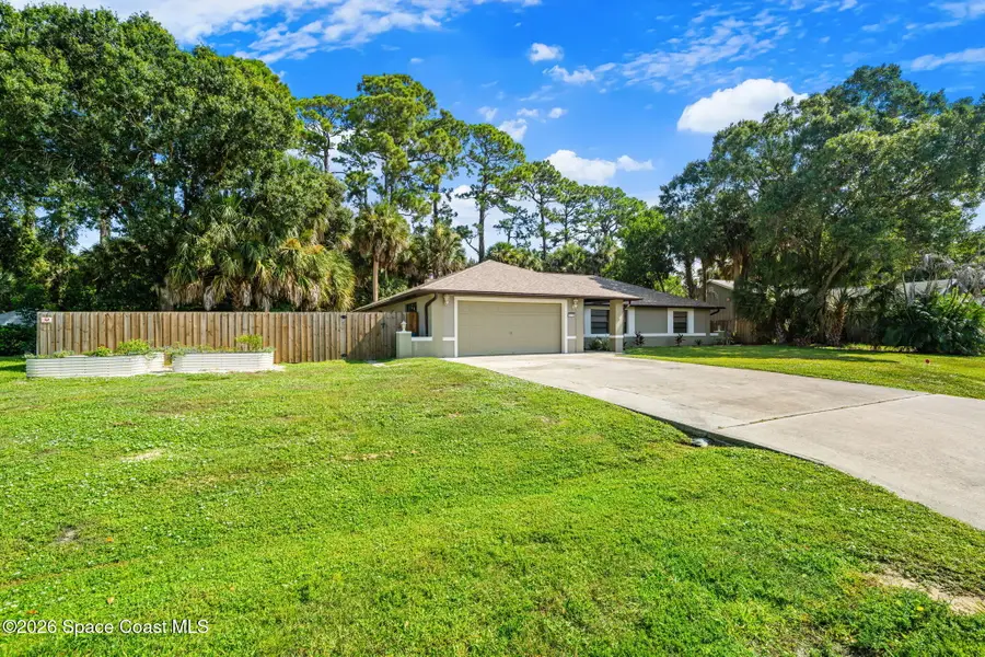 649 Narragansett Street Ne, Palm Bay, FL 32907 - #3