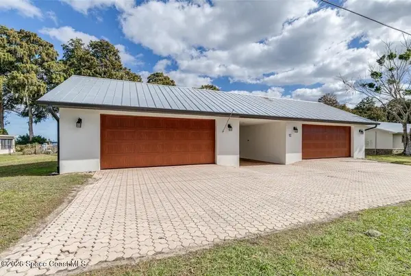 12 N Lakeview Drive, Haines City, FL 33844
